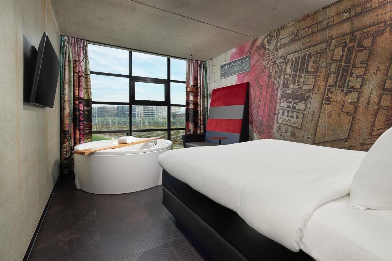 Inntel Hotels Amsterdam Landmark Exterior foto Room at the Wisteren Hotel