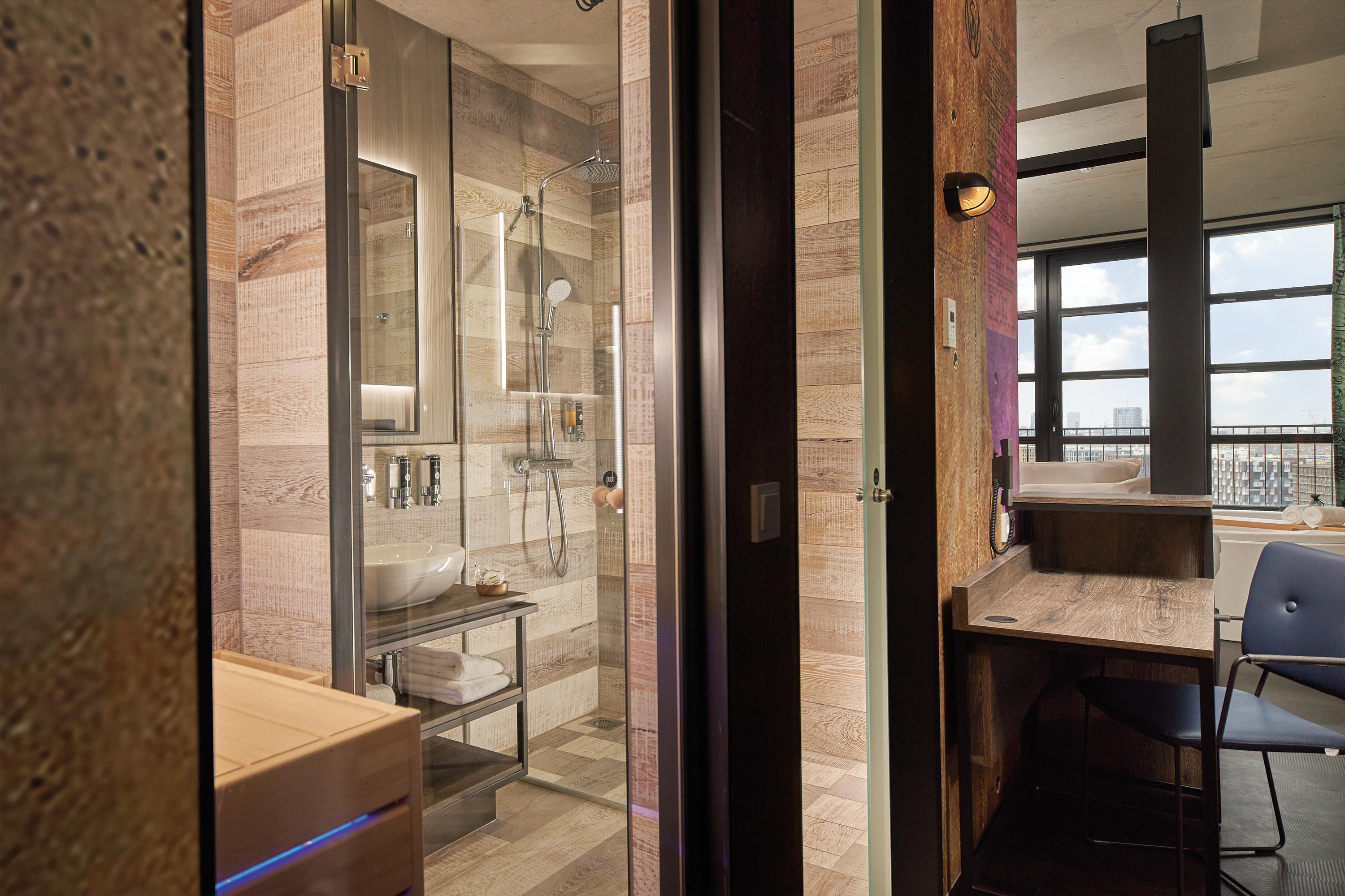 Inntel Hotels Amsterdam Landmark Exterior foto Shower room in a room of the hotel